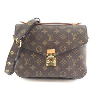 Louis Vuitton pochette metis monogram canvas bag
